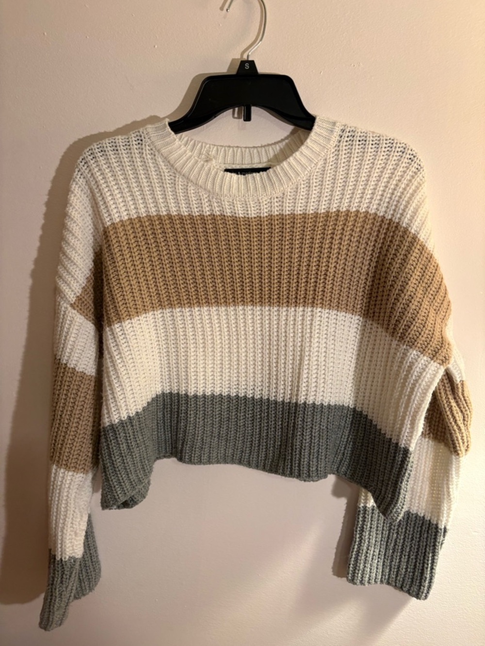 Moon & Madison Colorblock Chunky Knit Sweater XS Cropped Neutral Cozy Pullover